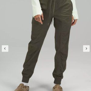 Lululemon Dance Studio MR Jogger
